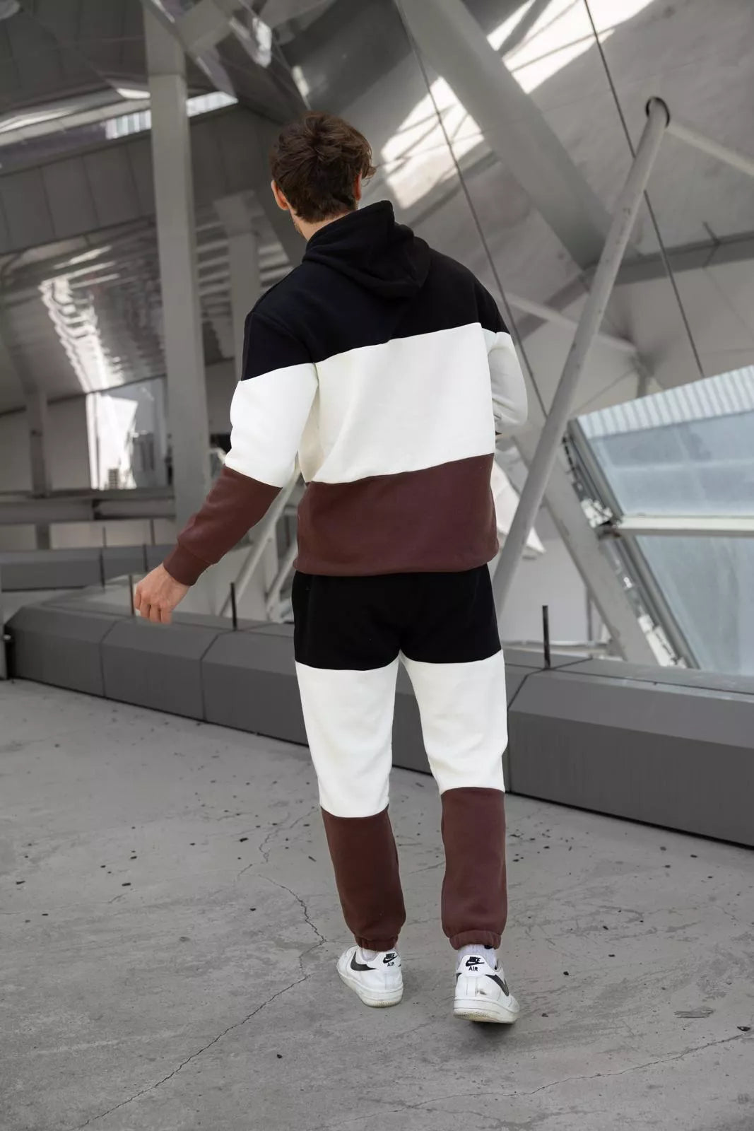 Trīskrāsu vīriešu melns treniņtērps One