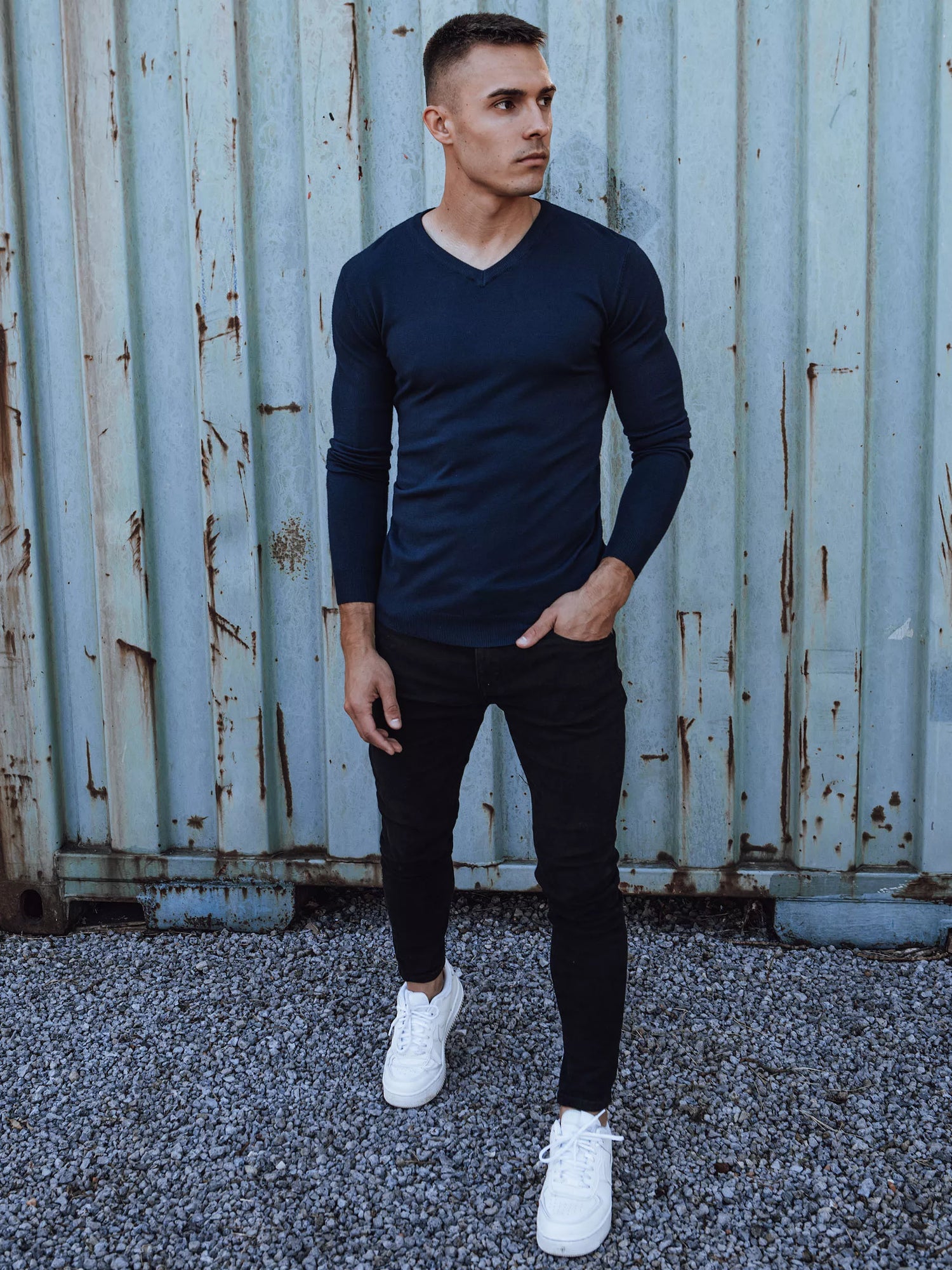 Tumši zils vīriešu džemperis Henri