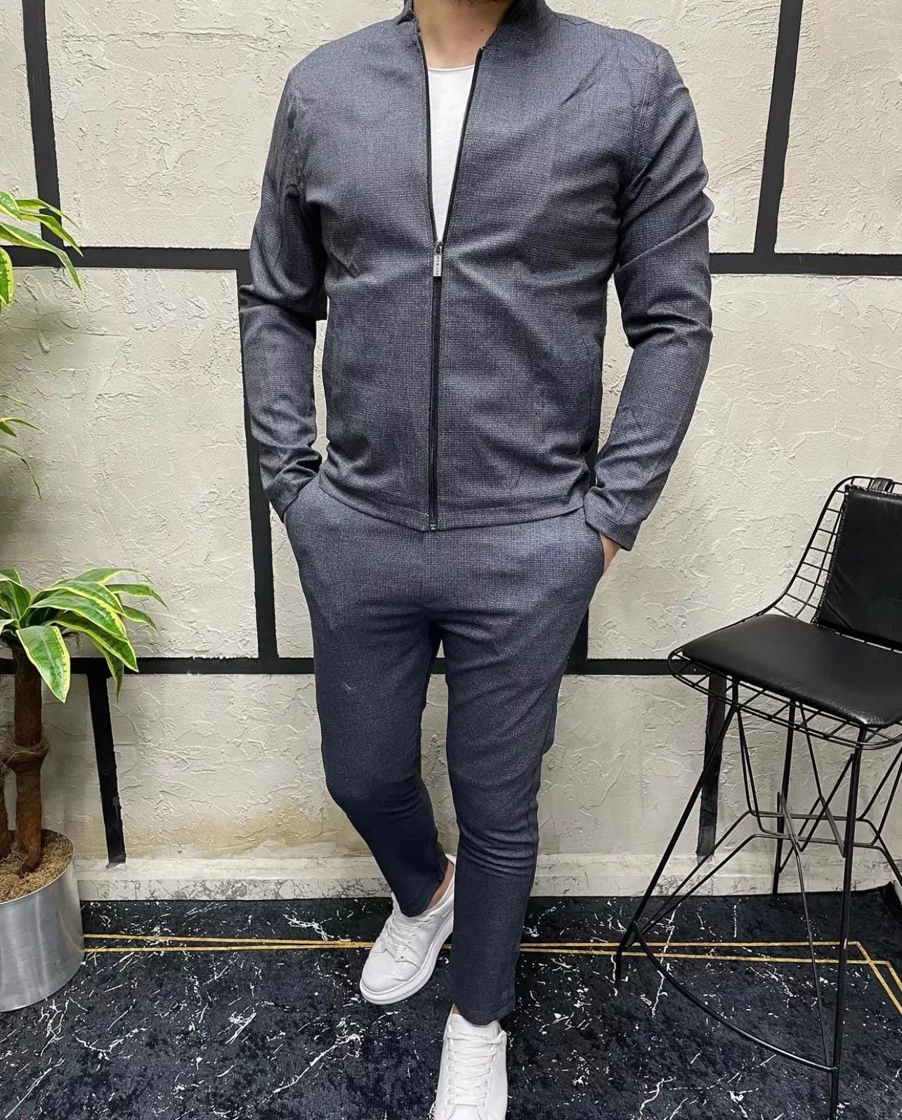 Vīriešu zils plāna auduma komplekts Hani